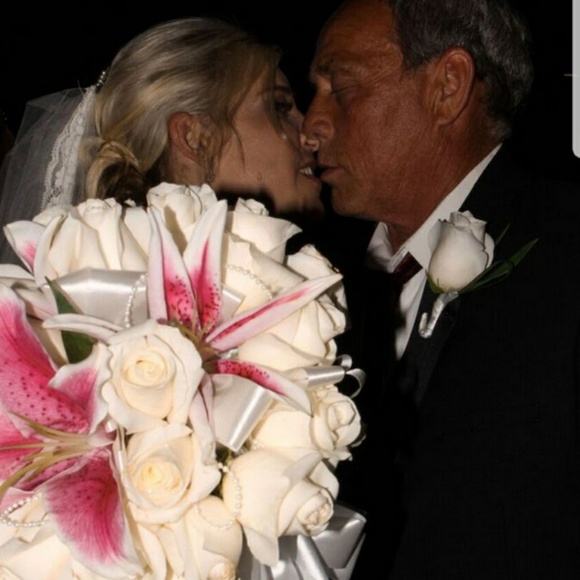 Meet your Posher, Lynn - Picture 1 of 1